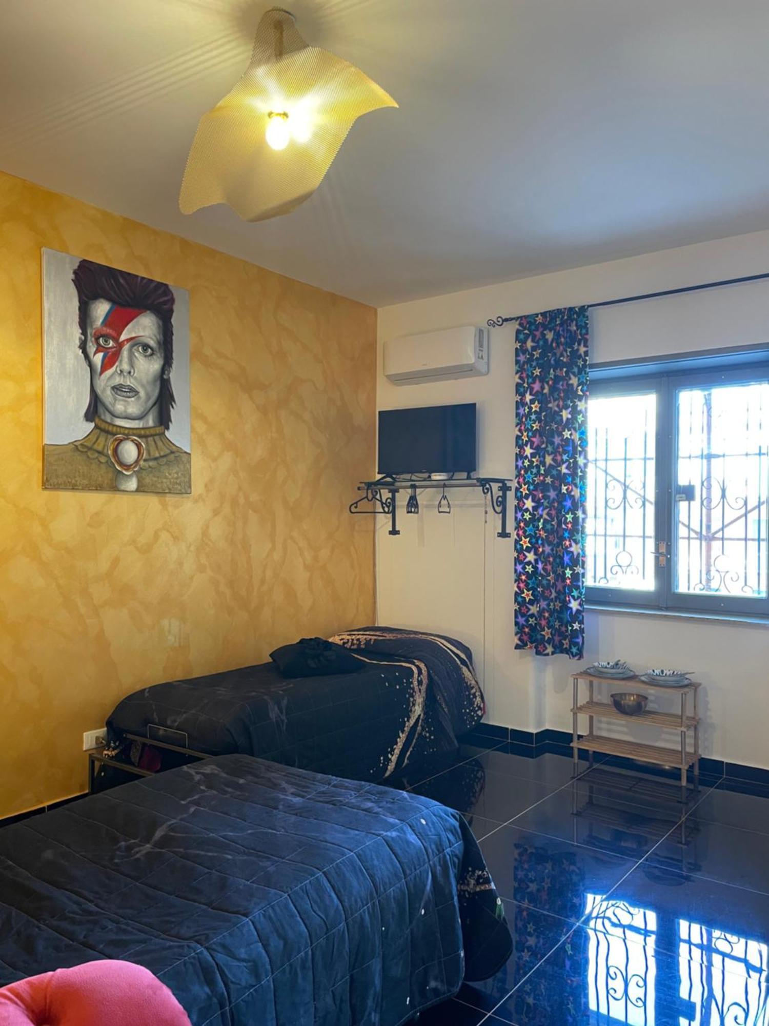 Apartment Leopardi A Due Passi Dal Mare